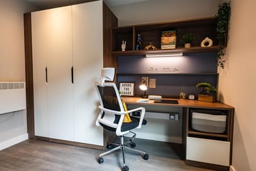 1 bed studio, Nelson Street, Holylands, Belfast, BT151BH - Image 3